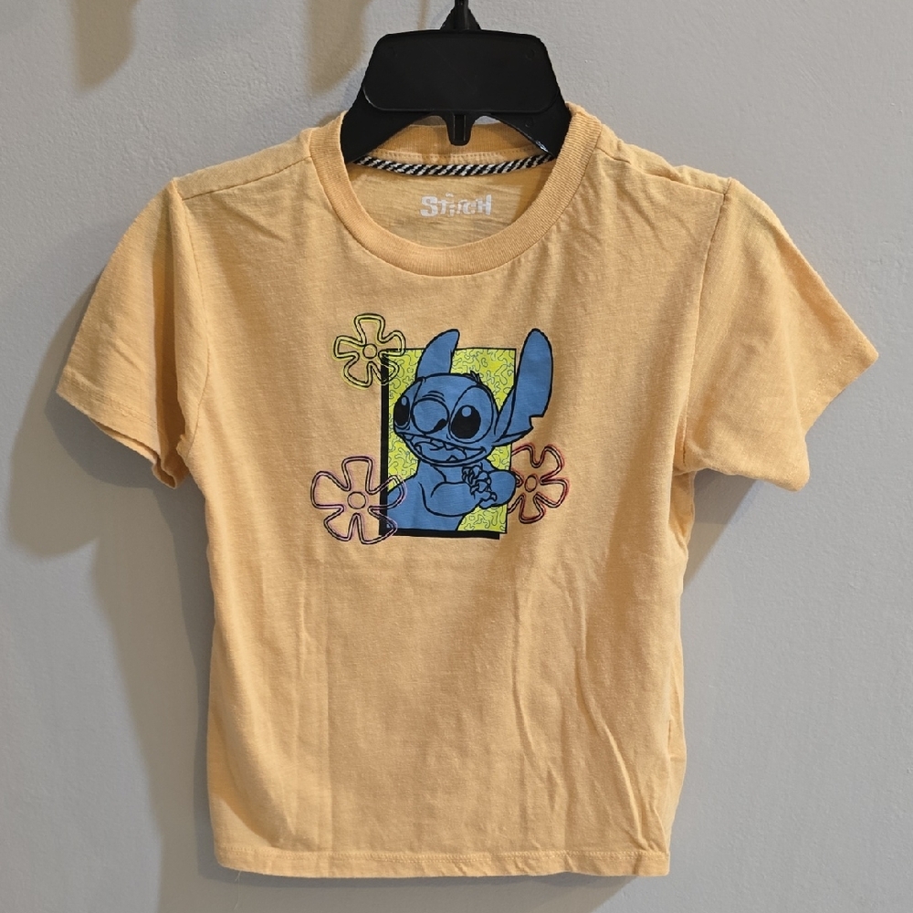 Used Girls Size 8 Disney Kids T-Shirt in Yellow with Blue Stitch